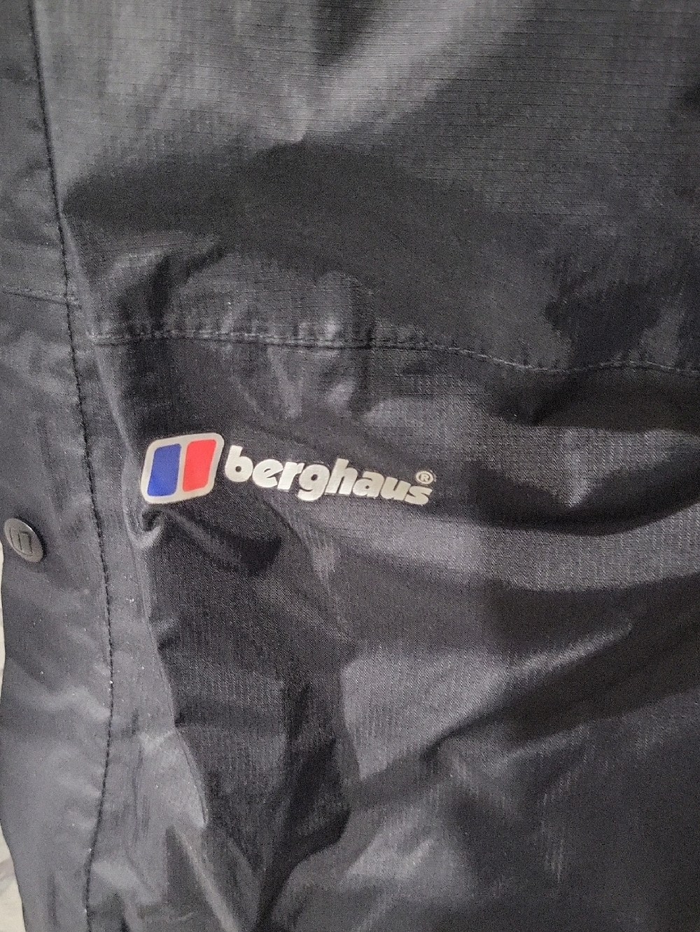 Berghaus Men’s Black Waterproof Joggers - Picture 3 of 6